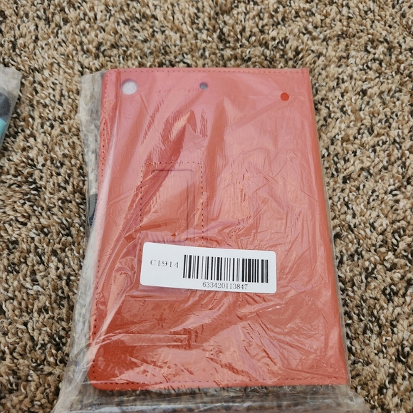 Chevron Pattern Tablet Case - Picture 5 of 6